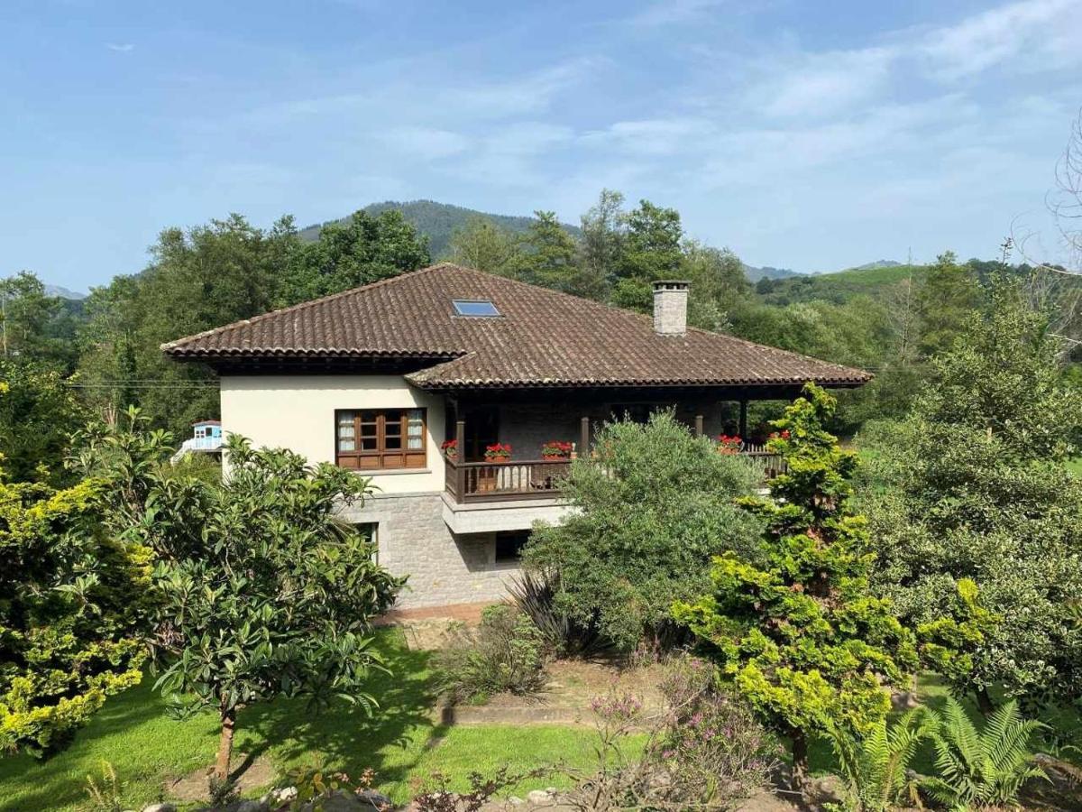 Casa De Los Carpinteros Ариондас Екстериор снимка
